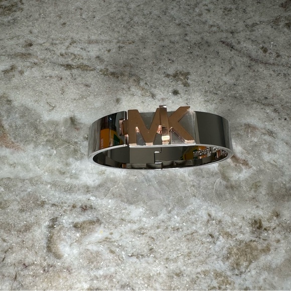 Steel Michael Kors Bracelet - Picture 4 of 7